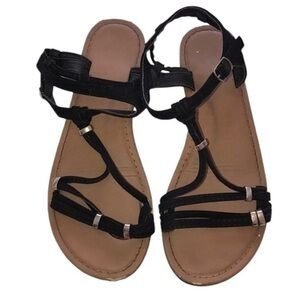 IYNX Sandals